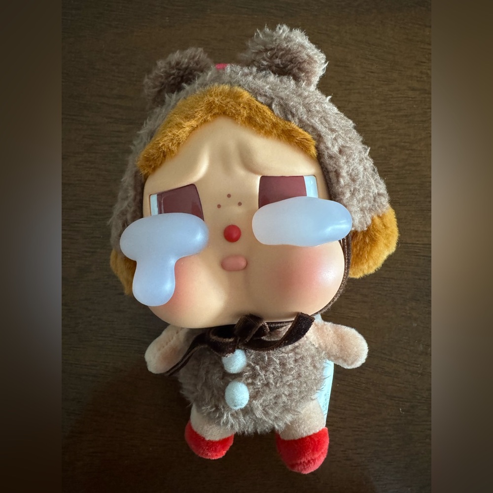 Pop Mart Crybaby